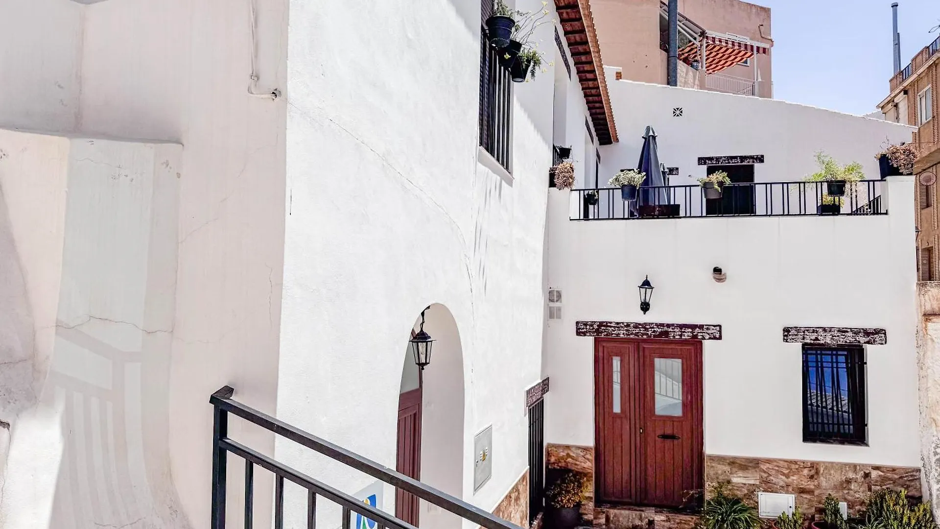 Casa cueva rural con diez dormitorios ideal grandes grupos Freila Сasa de vacaciones