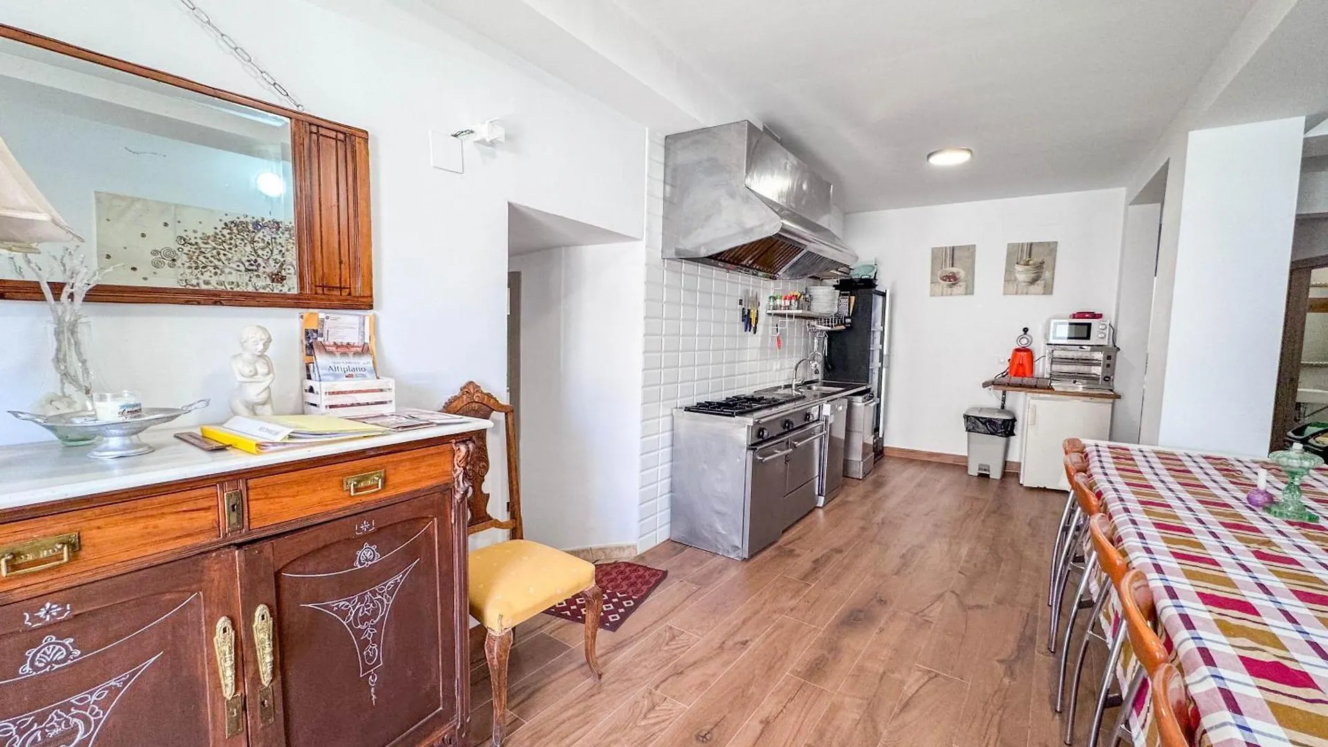 Holiday home Casa Cueva Rural Vico Ideal Grandes Grupos Freila